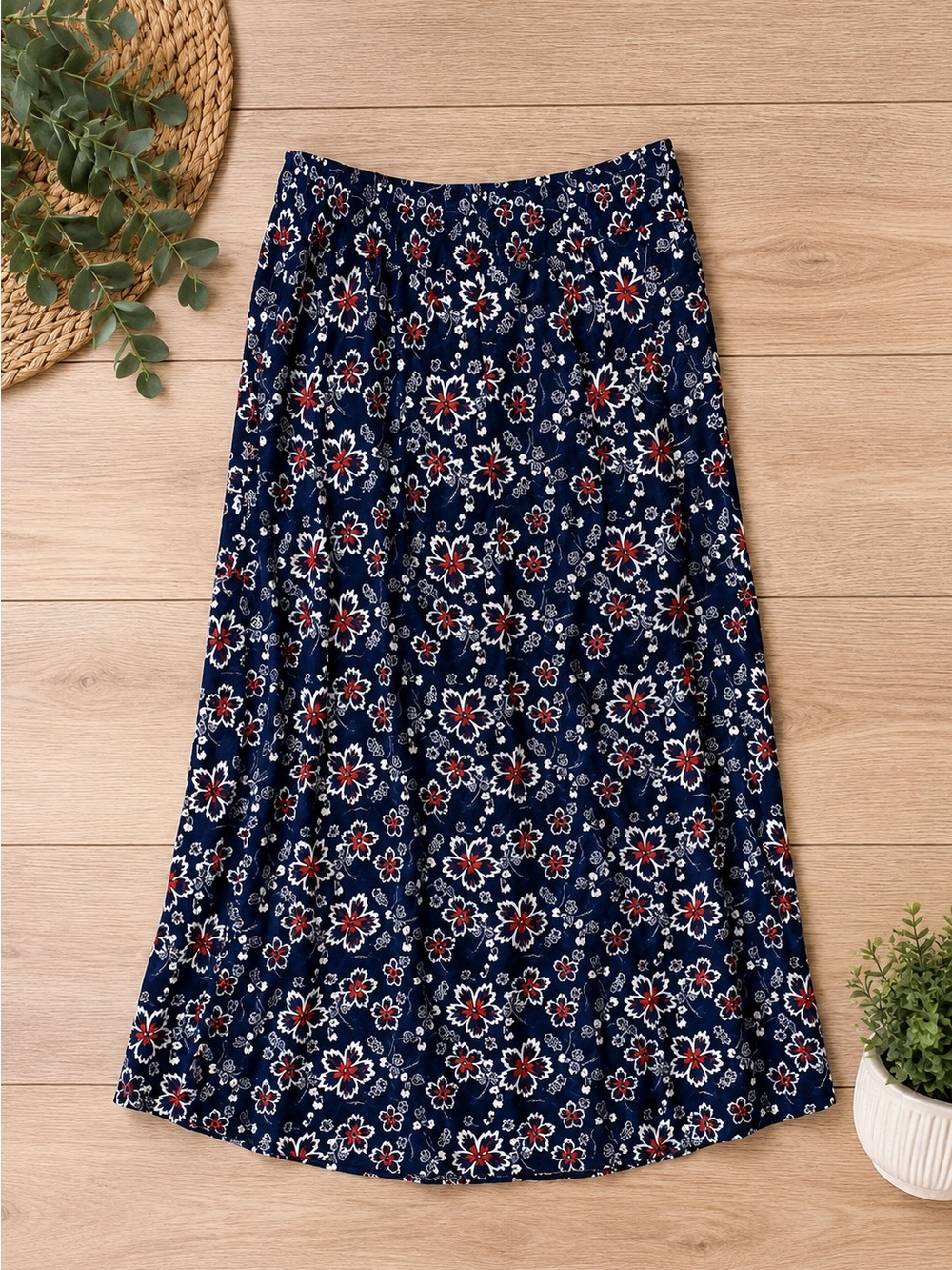 Ariat Women’s M Navy Floral Maxi Skirt Smocked Waist Western Boho Rayon